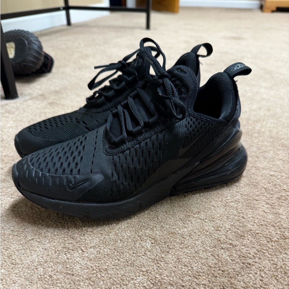 Nike 270